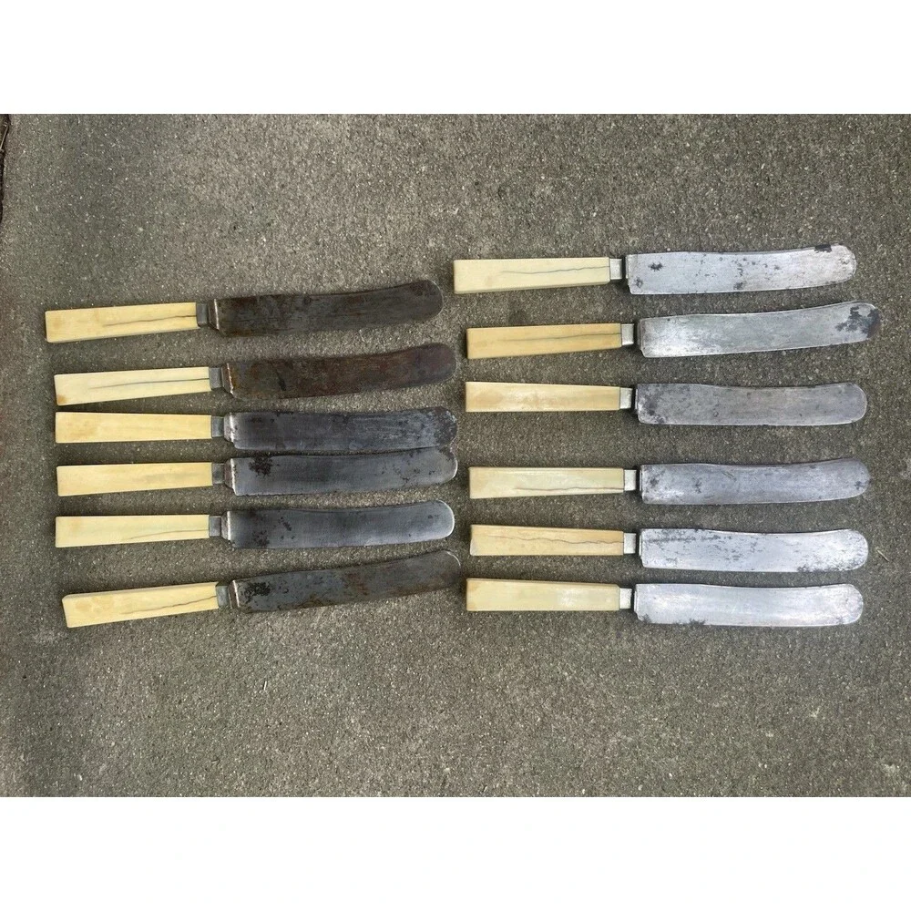 12 Antique Eugen Hahn Ludwigsburg German Dinner Knives Carbon Steel Bone Handle